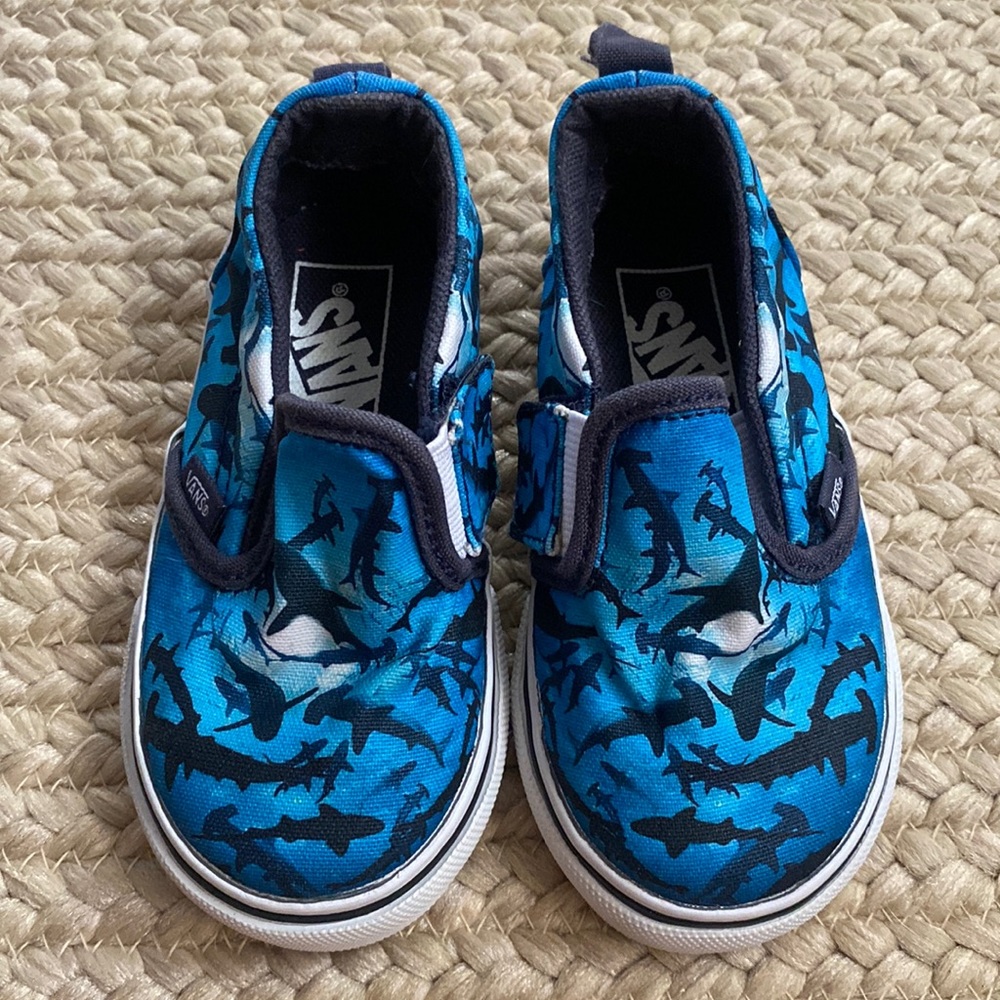 Vans Toddler Classic Slip-On (Digi Shark) Skate Shoe